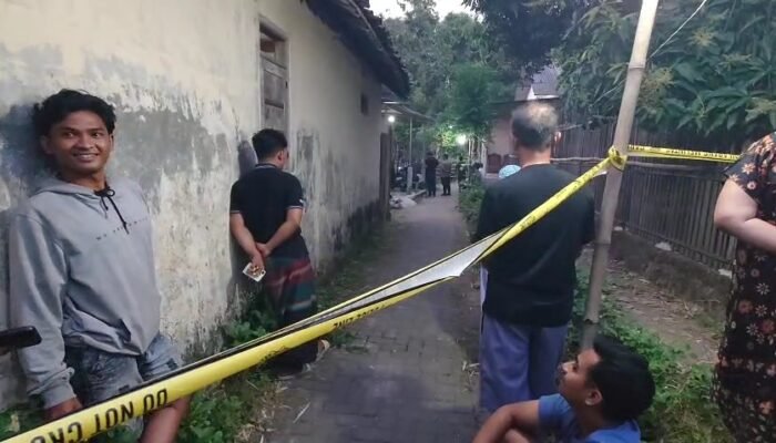 Jasad Bayi 8 Bulan Ditemukan Terkubur di Samping Rumah Warga Kutorejo Mojokerto