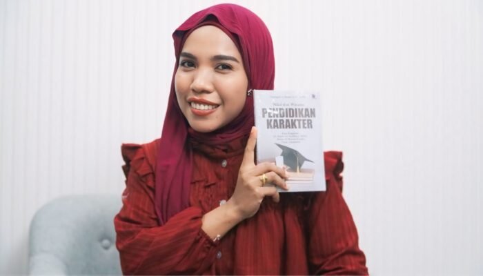 Empat Buku, Empat Kegelisahan: Ketika Tulisan Menjadi Suara dari Timur