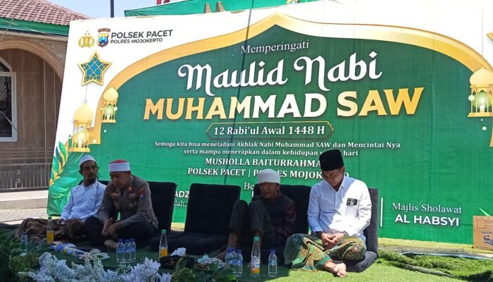 Maulid Nabi di Polsek Pacet, Polisi Gandeng Sabuk Kamtibmas dan Santuni Anak Yatim
