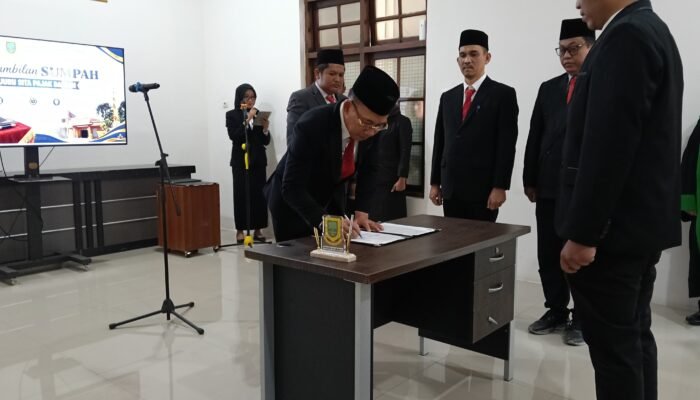 Pemkot Mojokerto Resmi Miliki Juru Sita Pajak Daerah Pertama, Sekdakot Gaguk Tekankan Integritas