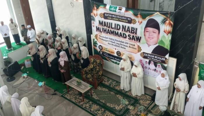 Lantunan Mahalul Qiyam IHM Muslimat NU Prambon Bangkitkan Rindu Tanah Suci