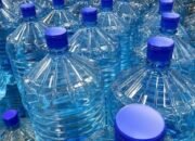 Air Mineral vs Demineral: Kenali Perbedaan Kandungan, Manfaat, dan Penyesuaian bagi Kesehatan Ginjal