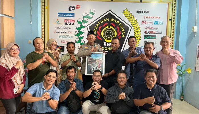 Pamit dari Mojokerto, AKBP Herdiawan Arifianto Dapat Doa Terbaik dari PWI Mojokerto Raya