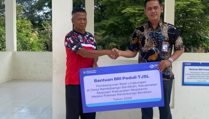 Pentingnya Ruang Publik Desa, BRI Cabang Mojokerto Salurkan Bantuan TJSL untuk Pembangunan Balai Lingkungan Randubango