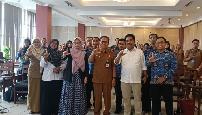 Tangkis Hoaks dan AI, Disperpusip Kota Mojokerto Perkuat Literasi Pengelola Perpustakaan