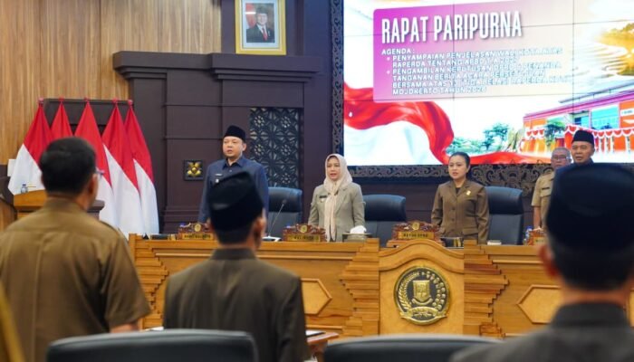DPRD dan Wali Kota Mojokerto Setujui 13 Raperda, APBD 2027 Diproyeksikan Rp931,63 Miliar